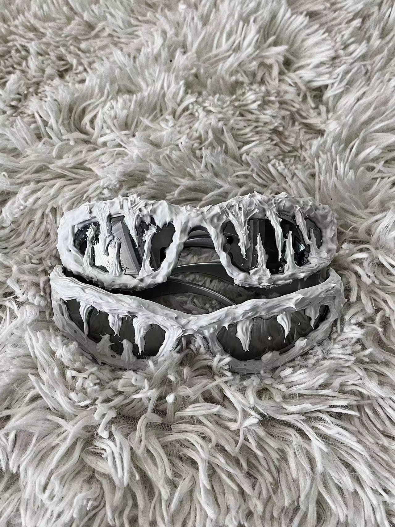 Exclusive Avant-garde Sunglasses