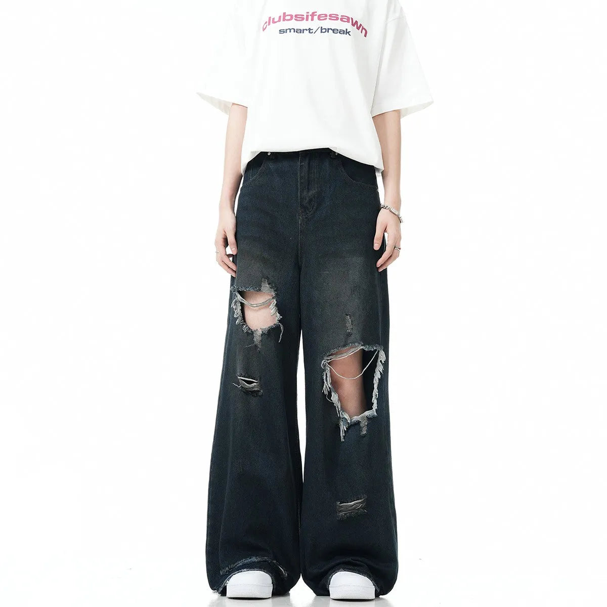 Wide Rip Baggy Jeans