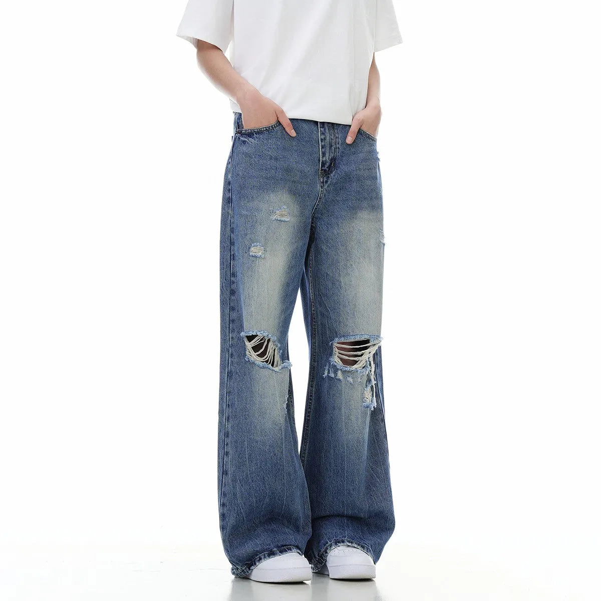 High Street Ripped Slight Baggy Jeans