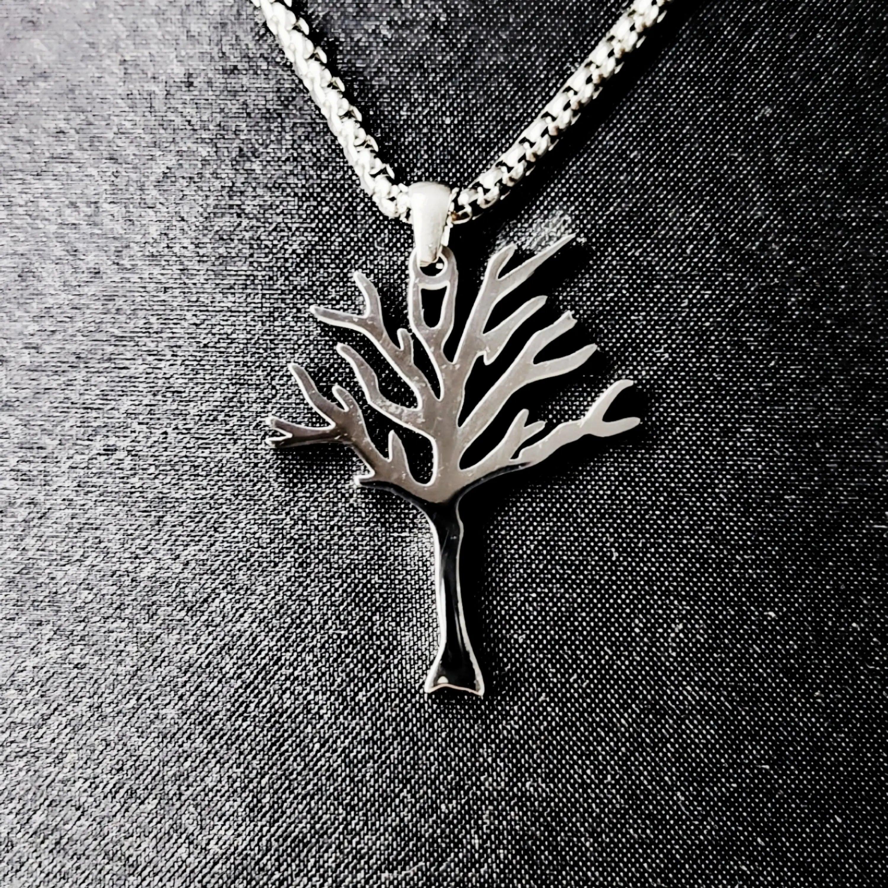 XXX Leafless Tree Necklace - Keystreetwear